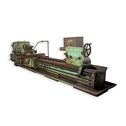 Tokarka pociągowa, typ TR 100