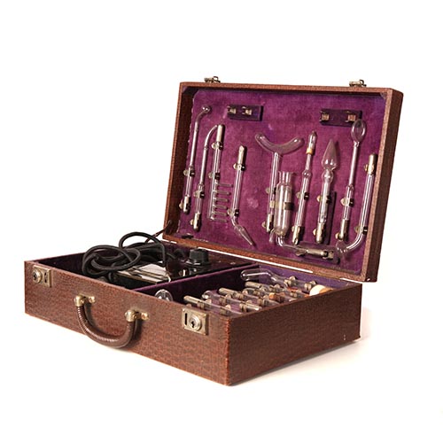 Aparat do zabiegów leczniczych i kosmetycznych Frequenta