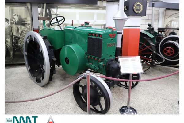 Zdjęcie 1 z 10: ursus_07